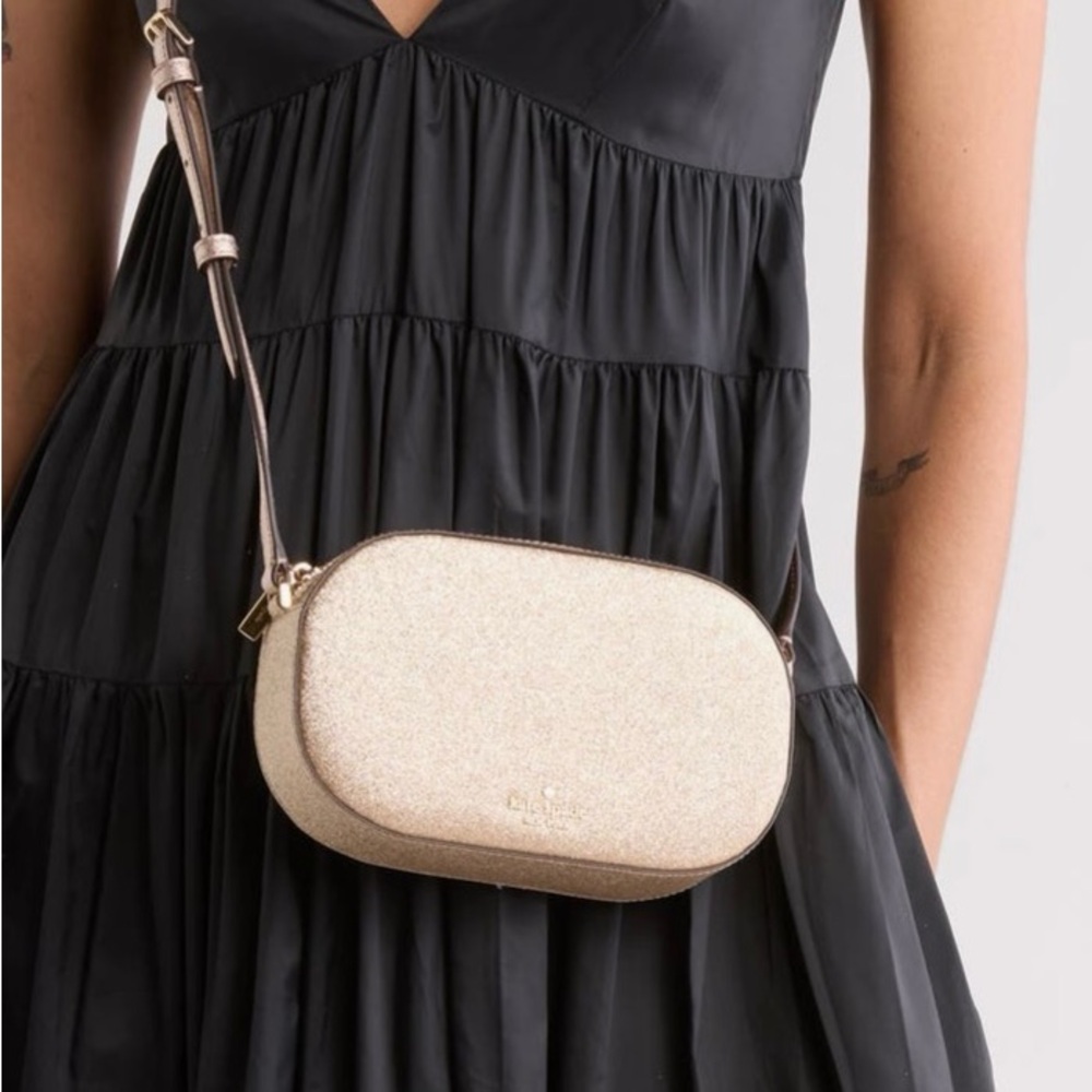 NEW Kate Spade New York Oval Camera Bag Gold Glitter Crossbody Bag NWT - Picture 2 of 6